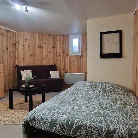 Holiday home A Deux Pas De La Et Des Commerces *